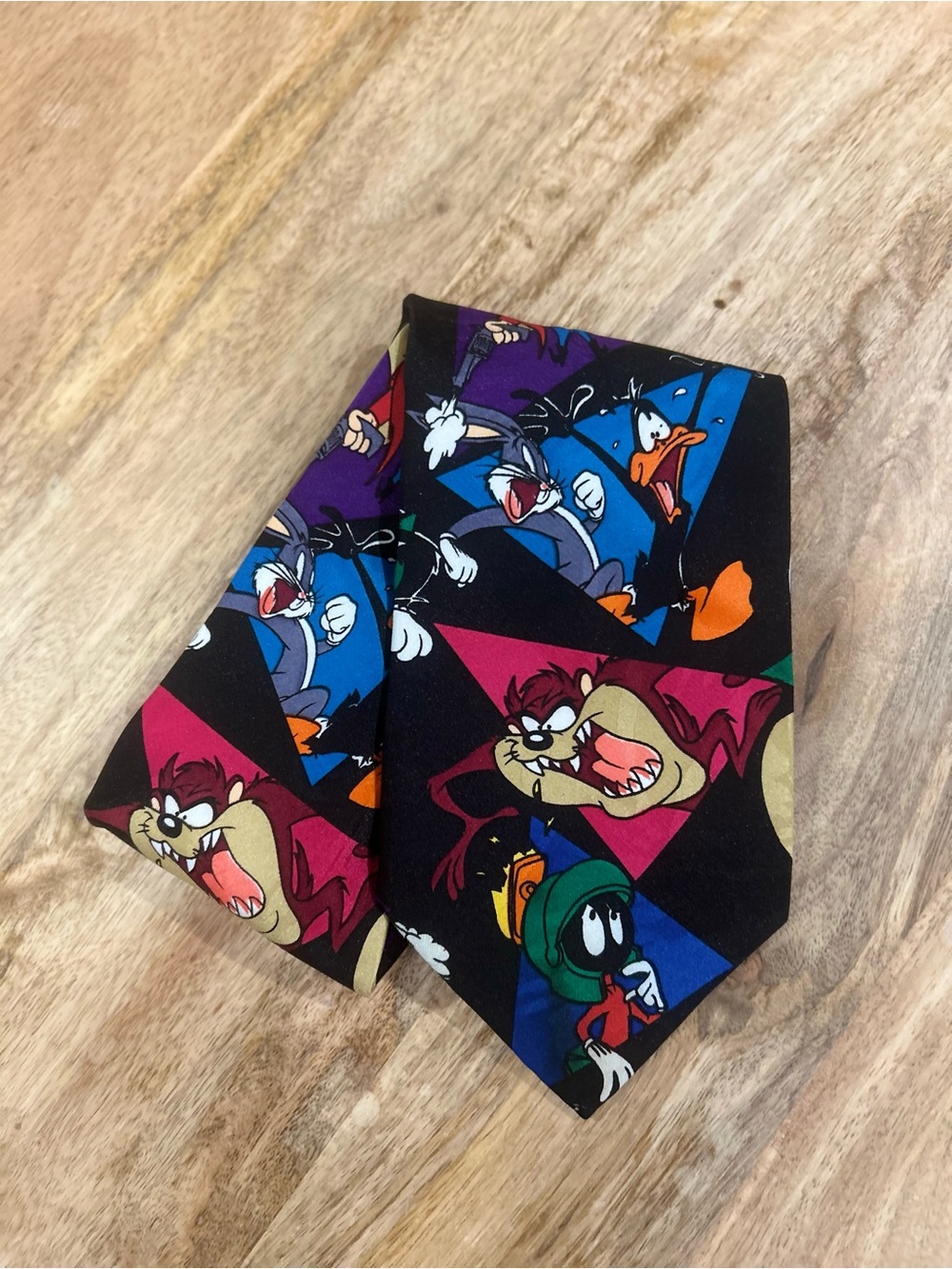 Vintage(1993) Looney Tunes Black Base Multi-Color Characters Mens Tie